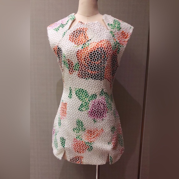 SKAKIHACHI LACE PRINTED DRESS (FINAL SALE) - Picture 4 of 6